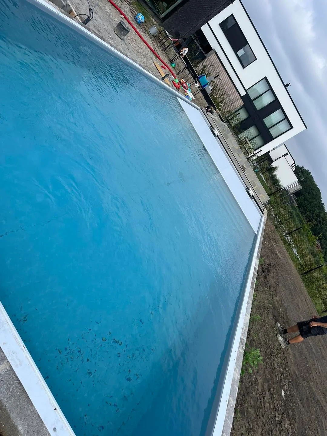 Équipements de traitement automatique de l’eau de piscine